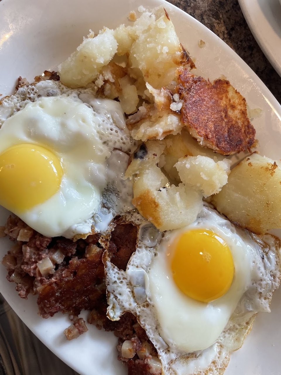 Two Eggs w Corned Beef Hash